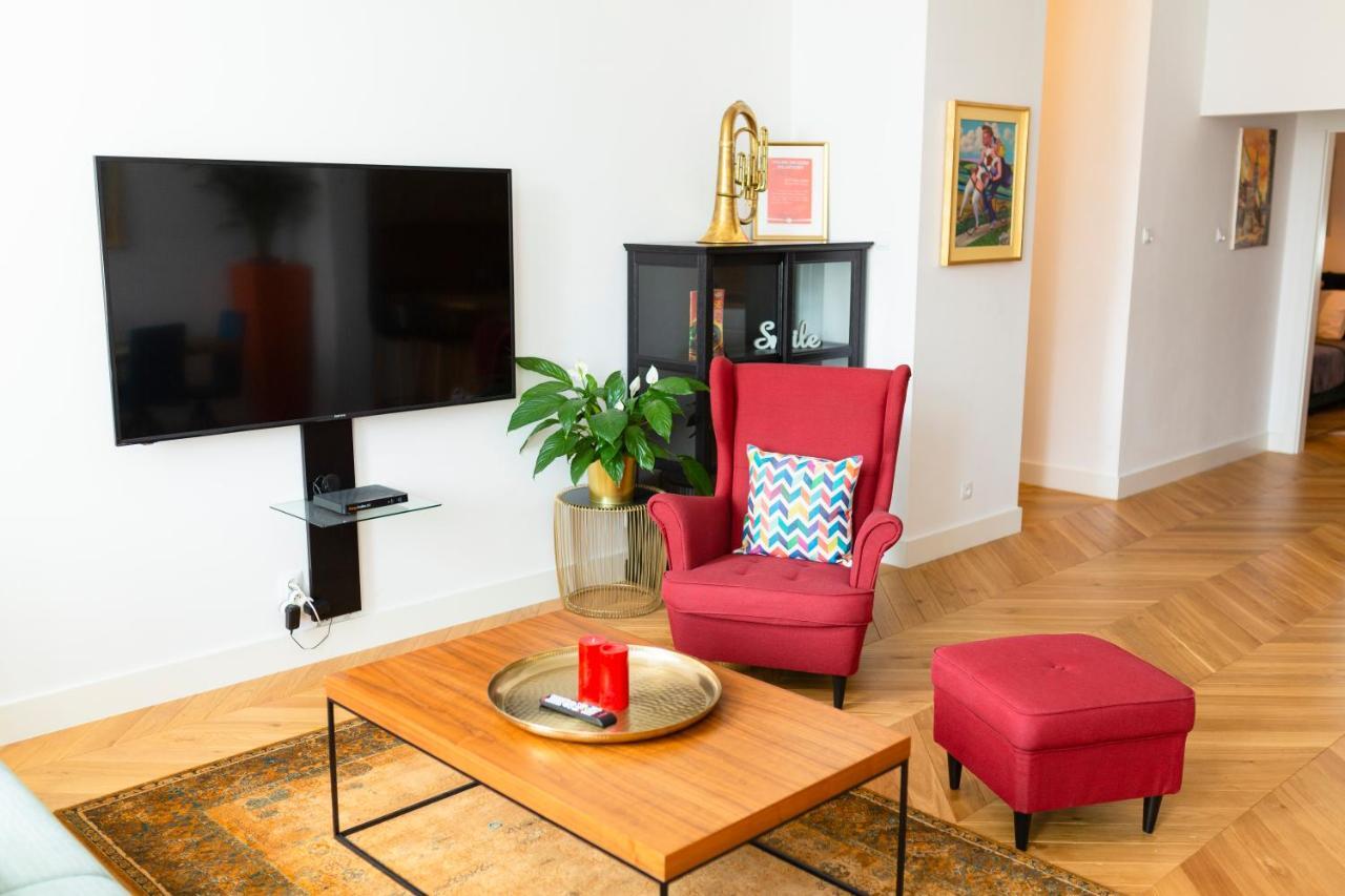 Tcf Home - Big Apartment With Free Garage — Photos 2